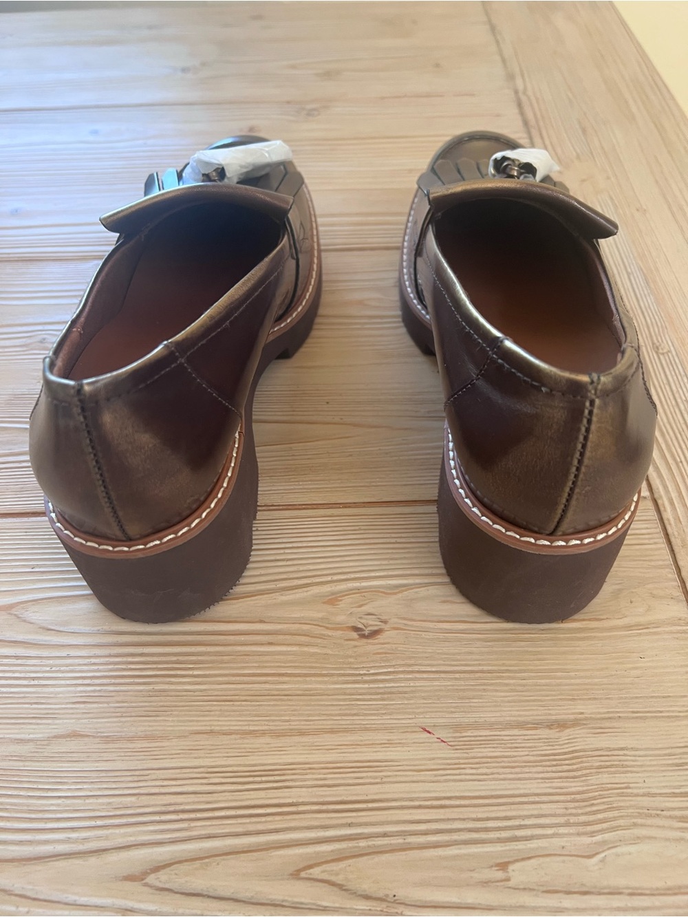 Naturalizer Metallic Bronze Lug Sole Loafers Size 9.5W – Tassel Platform Shoes - Picture 5 of 7
